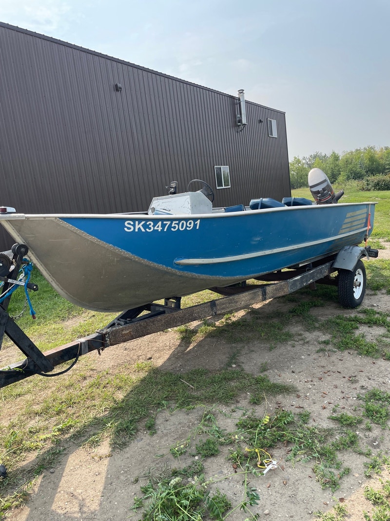 17ft Edson fishing boat Powerboats & Motorboats Saskatoon Kijiji
