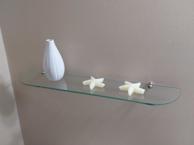 Ikea Baren glass shelf in Home Décor & Accents in Oshawa / Durham Region