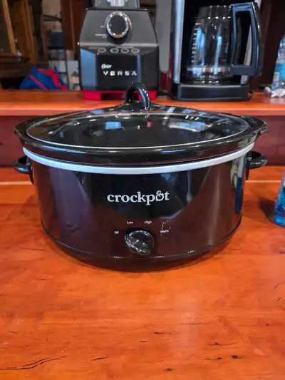 7 QUART CrockPot slowcooker, View more