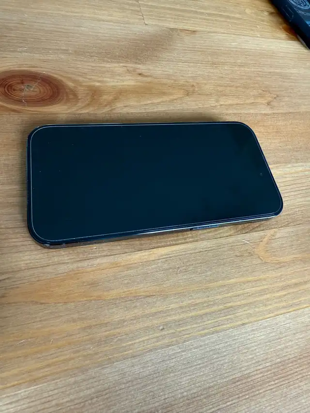 Iphone Pro 14 - 256 GB in Cell Phones in Calgary - Image 5