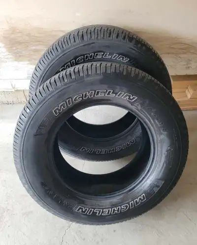 2 Michelin Primacy XC All Season Tires for Sale. **275/65/R18** Great Condition. (7/32") 70% Tread R...