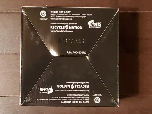 Chillout Personal USB Fan 4"1/2 brand new/ventilateur USB neuf in Other in West Island - Image 5