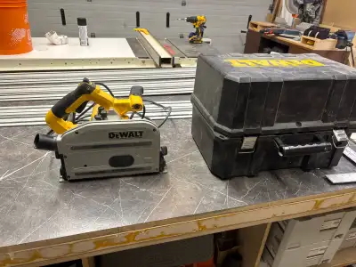 For sale is a dewalt track saw. It comes with three rails 59 inch 72 inch and 102.5 inch. Comes with...
