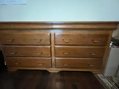  Solid Hardwood Bedroom Set (4 pieces), View more