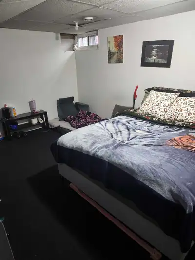 **Large Basement Room for Rent – Available May 1st – $950/month (All-Inclusive)** Spacious, unfurnis...