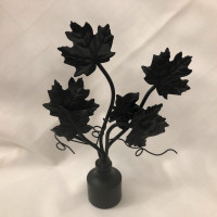Elegant Black Maple Leaf Finials