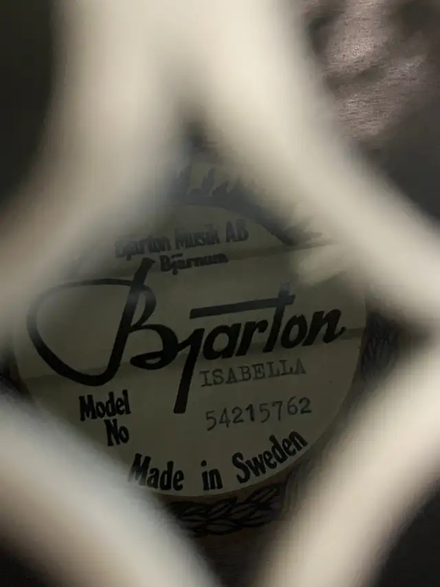 Guitare classique Bjarton Isabella in Guitars in City of Montréal - Image 10