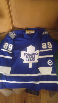 VINTAGE Toronto MAPLE LEAFS Off. Lic. CCM TML Jersey Size Men's Large