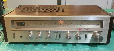 PIONEER VINTAGE STEREO RECEIVER (Mint), View more