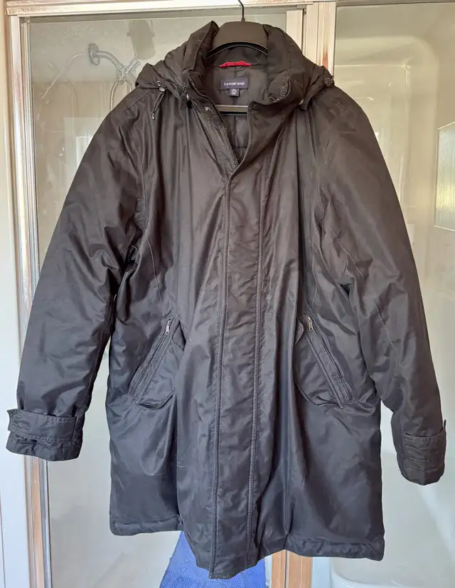 LANDS END Men’s Down Parka - XL - Black in Men's in Calgary - Image 2
