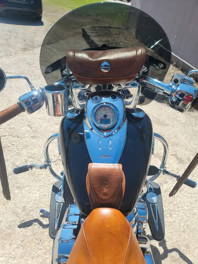 2015 Indian Chief Vintage in Touring in Barrie - Image 5