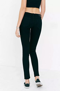 BDG Jeans Twig Mid-Rise Cigarette in Black sz 29 - NWT