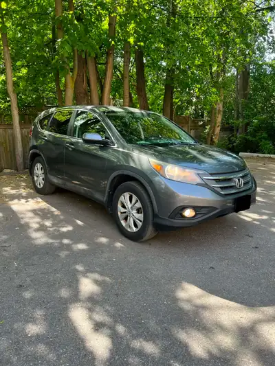 2012 Honda crv awd ! Only 202k km 17 inch alloy wheels with like new all season tires! 2.4l engine 5...