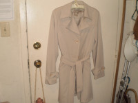 Gap trench coat,  three quarter size
