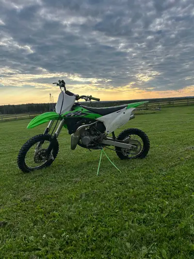 2019 KX 85 two strokes 10 hours on a fresh top, end starts easily and ready to ride 3800 OBO Call Or...