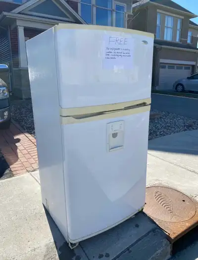 Free Fridge (Barrhaven Ottawa), View more