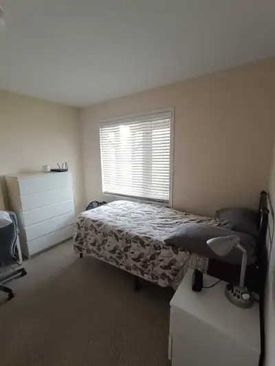 Private room with ensuite bathroom for Rent.