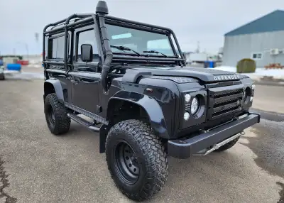 Up for auction is this 1999 Land Rover Defender 90 Td5, a black LHD 5-speed example with a galvanize...