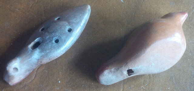 2 Vintage Wooden Bird Whistles in Arts & Collectibles in Stratford - Image 2