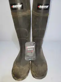 Size 10 Baffin maximum rubber boots.
