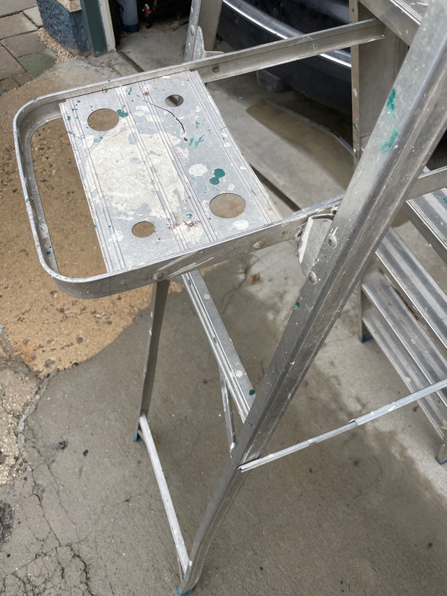 Used step Ladder in Ladders & Scaffolding in Winnipeg - Image 2