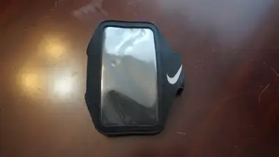 NIKE CELL PHONE SLEEVE ARM BAND, View more