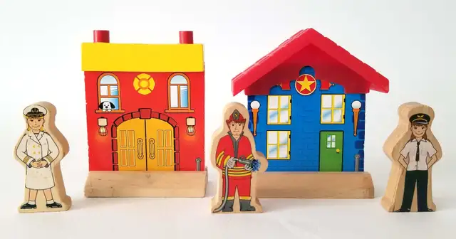 Vintage Imaginarium Wooden Wood Police Fire Engine Building Toys in Toys & Games in Markham / York Region - Image 4