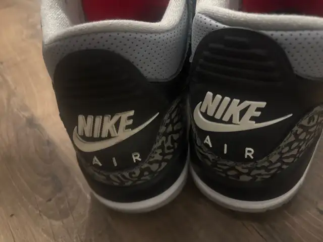 Jordan 3 Retro in Men's Shoes in City of Toronto - Image 4