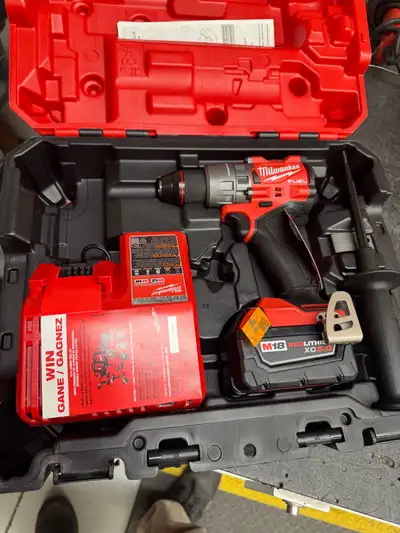 Milwaukee 2903 -22 drill set, View more
