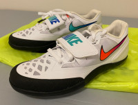 NEW - NIKE Zoom Rotational 6 throws shoes - Size 6M / 7.5W