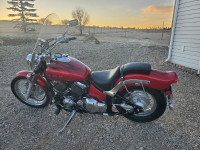 2008 Yamaha V Star 650, like new condition low km's