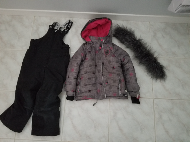 Habit de neige fille NANO- 5 ans in Kids & Youth in Longueuil / South Shore - Image 3