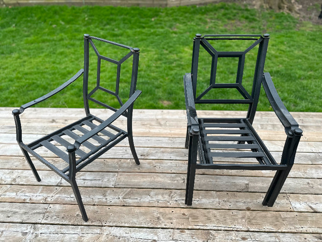 Outdoor dining chairs - Brian gluckstein in Patio & Garden Furniture in City of Toronto - Image 4
