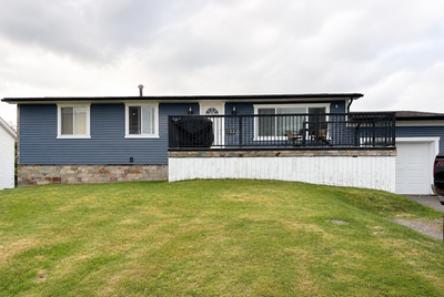 Bright and updated 2 bedroom, 1 bathroom upper unit available for rent. This well-maintained home of...
