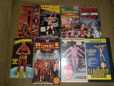 Lot VHS de lutte WWF Hogan André The Rock, View more