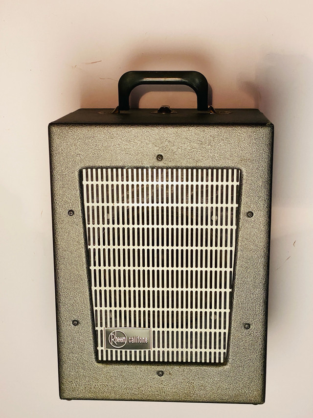 Vintage RHEEM CALIFONE Tube TT w/ Oxford 8” Alnico speaker in Pro Audio & Recording Equipment in City of Toronto