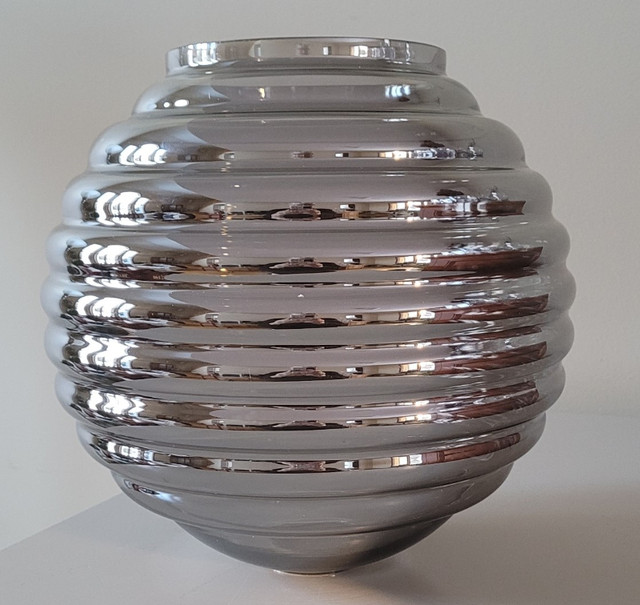 Lampe suspendue globe en verre Glass Globe Pendant Light dans Éclairage intérieur et plafonniers  à Laval/Rive Nord - Image 2