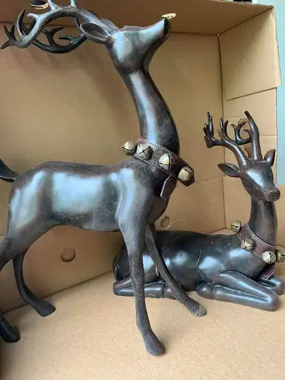 Deer : As shown : Clean, Smoke Free, View more
