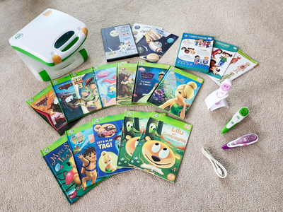 Leap Frog Reading System - 3 stylus + 14 books + 2 Biefcase, View more