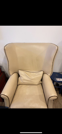 King leather chair