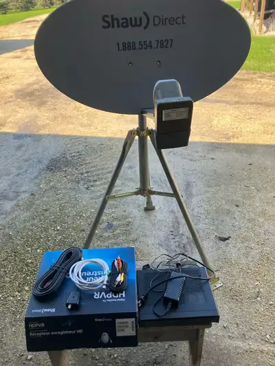 Shaw HDPVR Reciever. Stand,Dish and Brand New Remote. Asking 275.00 OBO