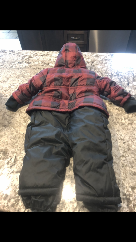 London Fog Baby Boy or Girl Snow Suit SZ 12 Months **LIKE NEW** in Clothing - 12-18 Months in Calgary - Image 4