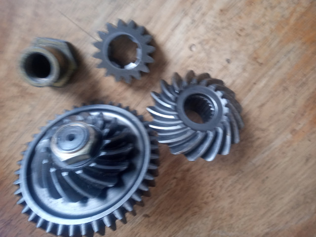 650H1 Secondary Bevel Gears kit in ATV Parts, Trailers & Accessories in Truro - Image 3