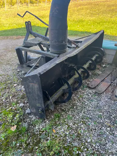 6 foot snow blower 3 point hitch Single auger manual chute