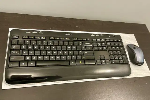 Wireless computer keyboard and mouse63981734295938121