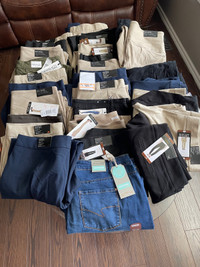 GROUP OF 30 NEW LADIES SIZE 18 PANTS 
