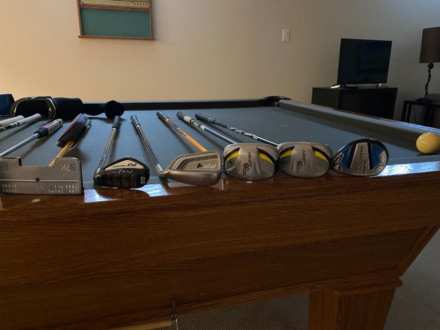 Assorted golf clubs and shafts for sale in Golf in Hamilton - Image 3