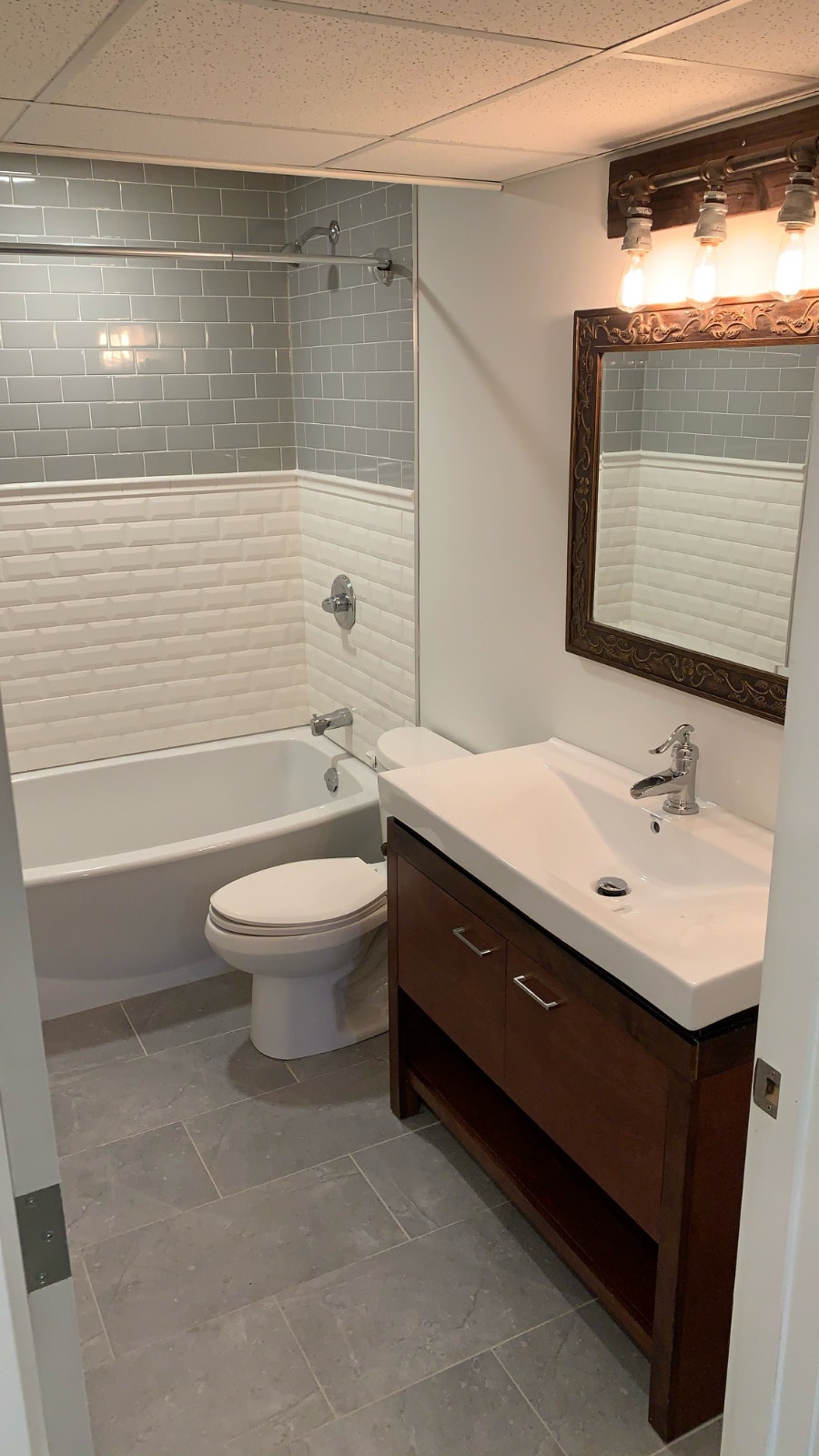 Beautiful, modern 3-bedroom home for rent in Hampton Village 2