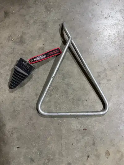 FMF muffler plug for 4 stroke and a metal stand. **see my other ads**