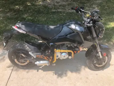 That speed 70 is 110 cc bike. In good condition. Automatic engine start with the bottom.,, I have bo...